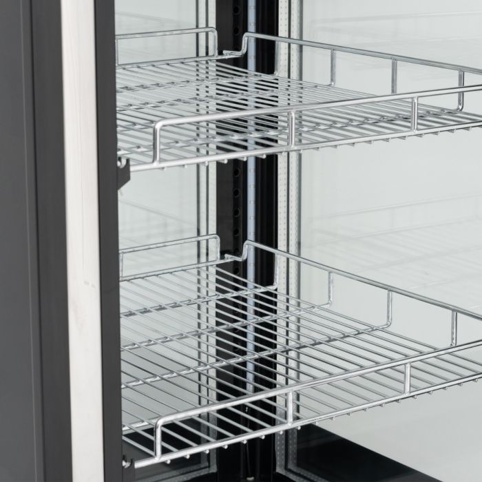 Blizzard CD270L Square Case Cake Display 270l
Detail view of shelving